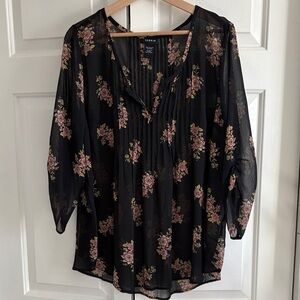 Torrid Sheer Black Floral Blouse, Size 1X Plus